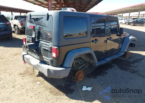 2014 Jeep Wrangler Unlimited Sport z USA, uszkodzony, nr VIN 1C4HJWDG7EL197586